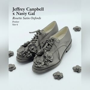 Jeffrey Campbell x Nasty Gal Rosette Satin Oxfords Pewter Size 6